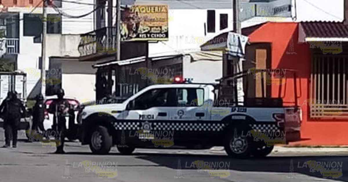 Terror en Xalapa: asesinan a directora en su propia escuela