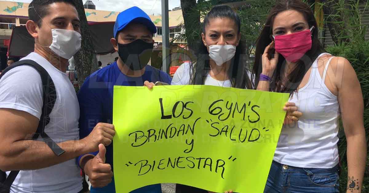 Gimnasios quieren abrir, hacen marcha