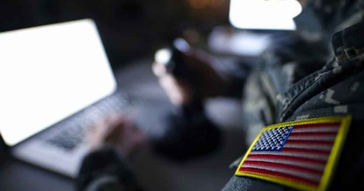 Acusan a soldado estadounidense de planear ataque mortal contra su propia unidad junto a un grupo neonazi satánico