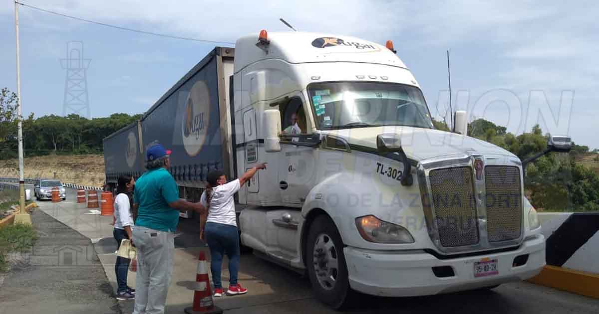 Buscan a sus familiares
