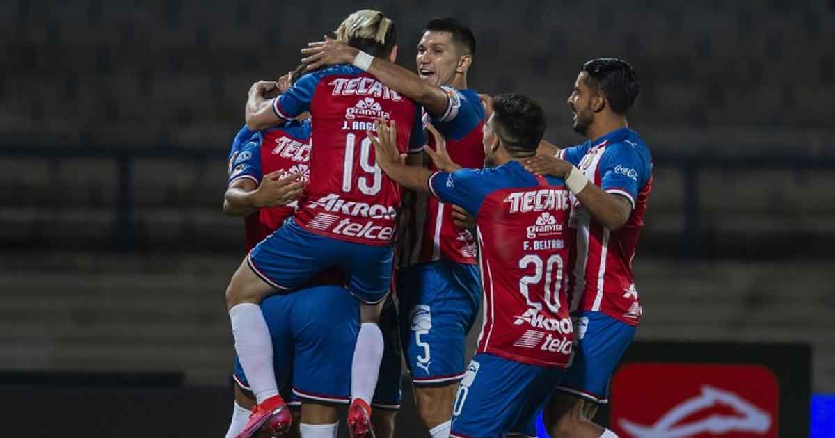 Chivas derrota al América y va a la Final de la Copa GNP