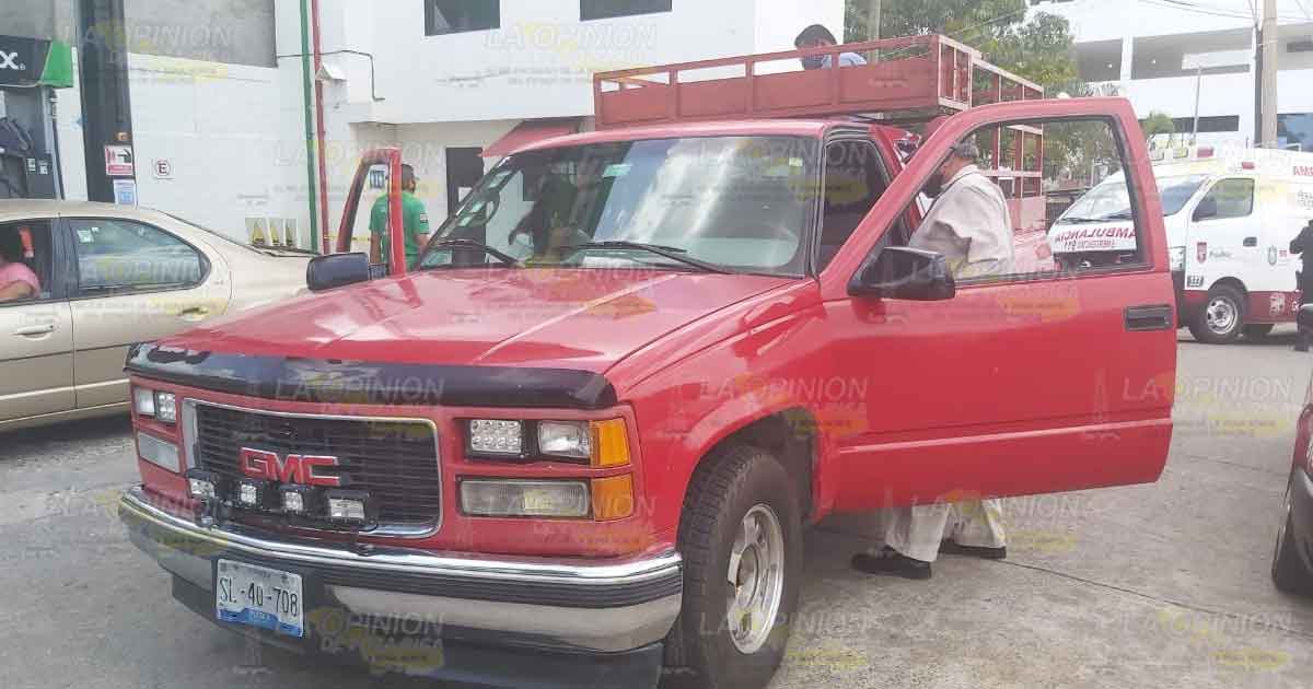 Derriban a mujer motorizada en Poza Rica