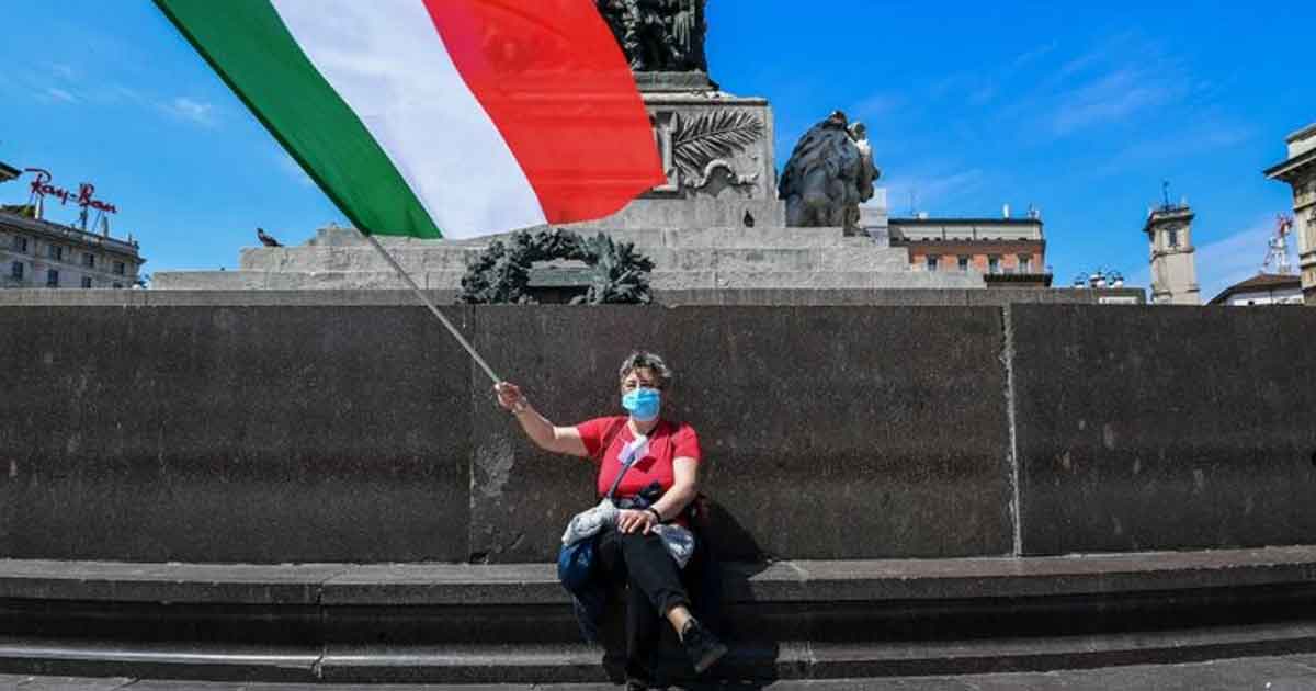 Italia: multan con más de mil dólares por no llevar cubrebocas