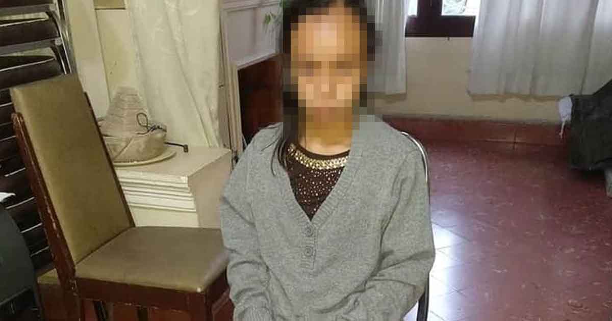 Quinceañera le roban dinero y la abandonan a su suerte
