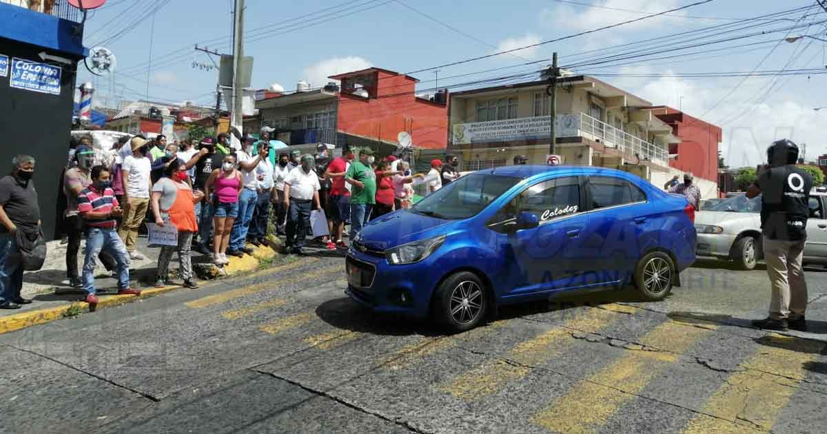 Comerciantes se oponen al cierre de vialidades en Xalapa