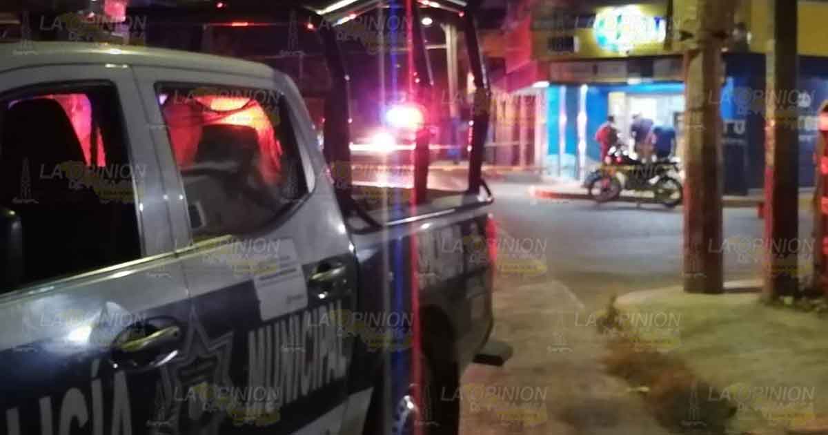 Agreden a balazos a encargado de un Modelorama en Álamo