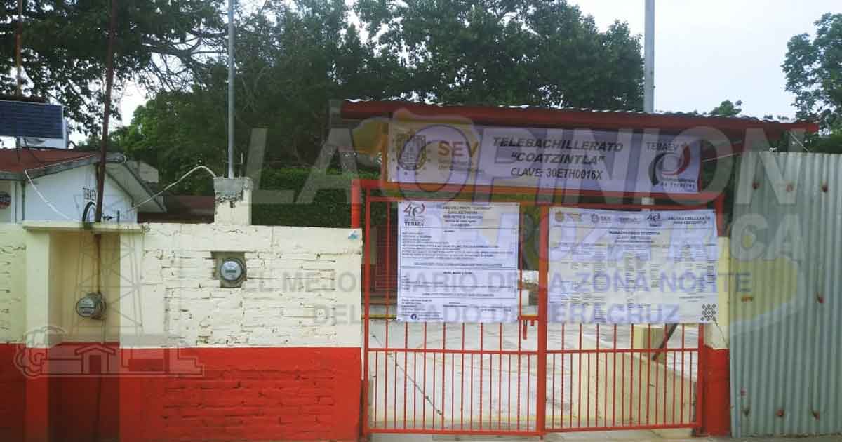 Alumnos de TEBAEV Coatzintla víctimas de posible fraude cibernético