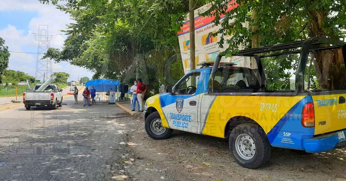 inspeccionan taxis y autobuses en Castillo de Teayo