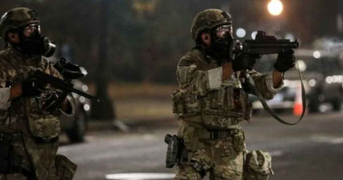 Qué pasa en Portland, la ciudad de EE.UU. que lleva más de 50 días de protestas (y por qué es polémica la estrategia de Trump para sofocarlas)
