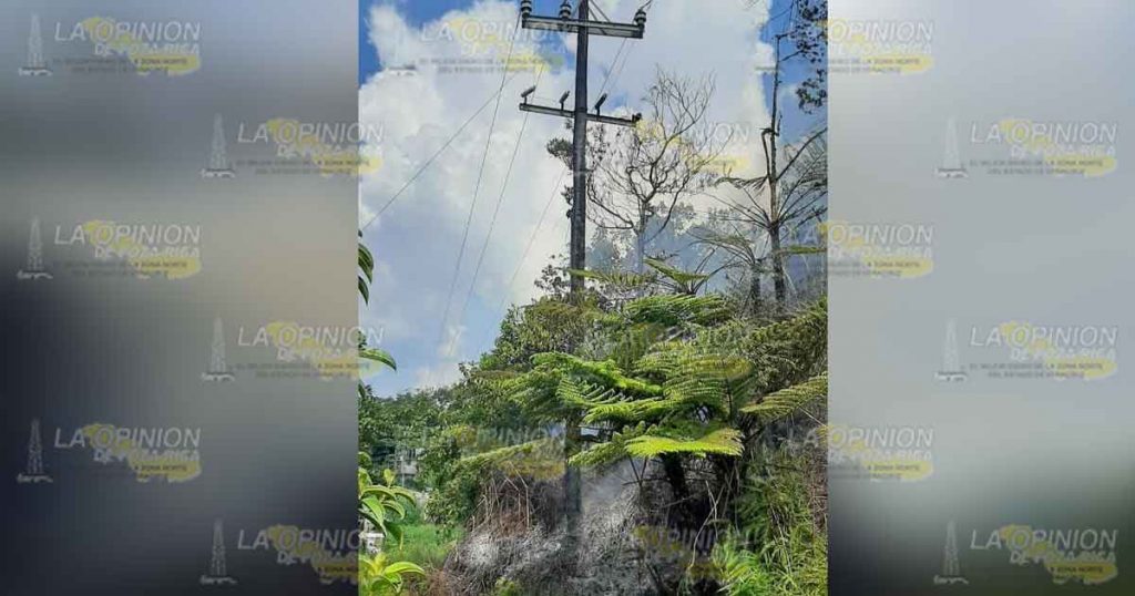 Familias de Mecatlán se quedan sin energía por quema de basura