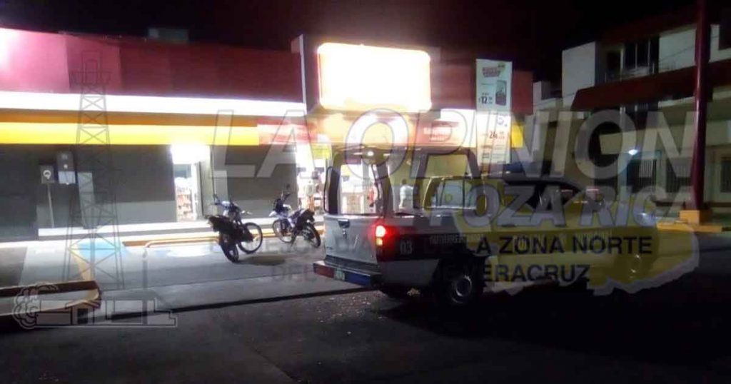 Solitario ladrón atraca un Oxxo