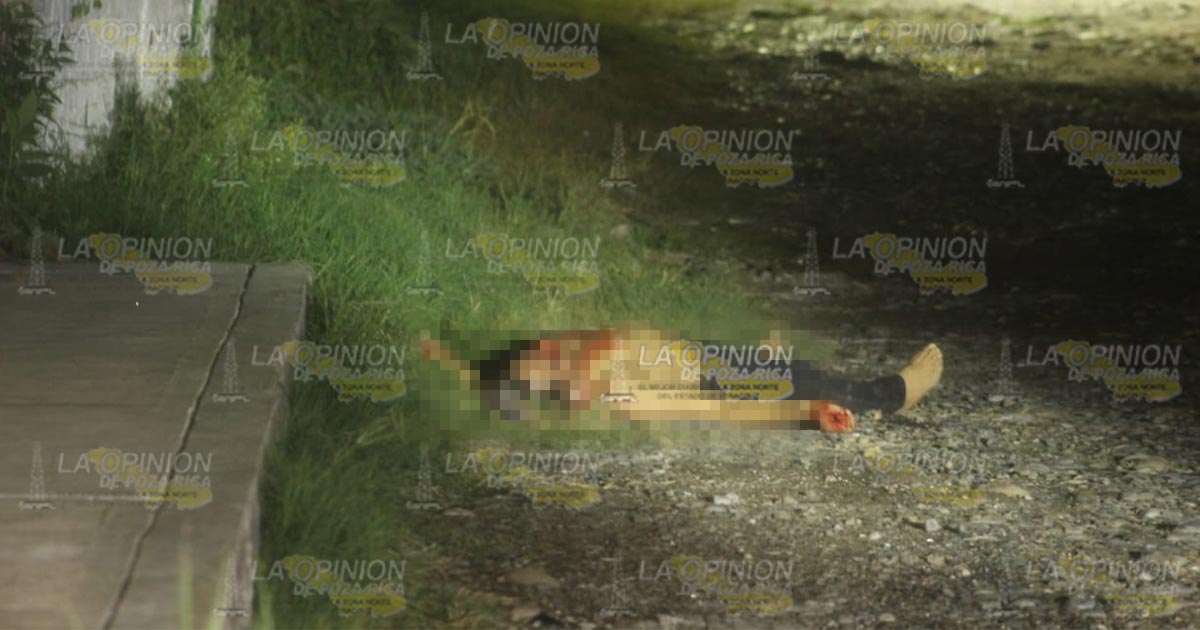 Apuñalan al corazón y le cortan la yugular a estilista en Villa de las Flores