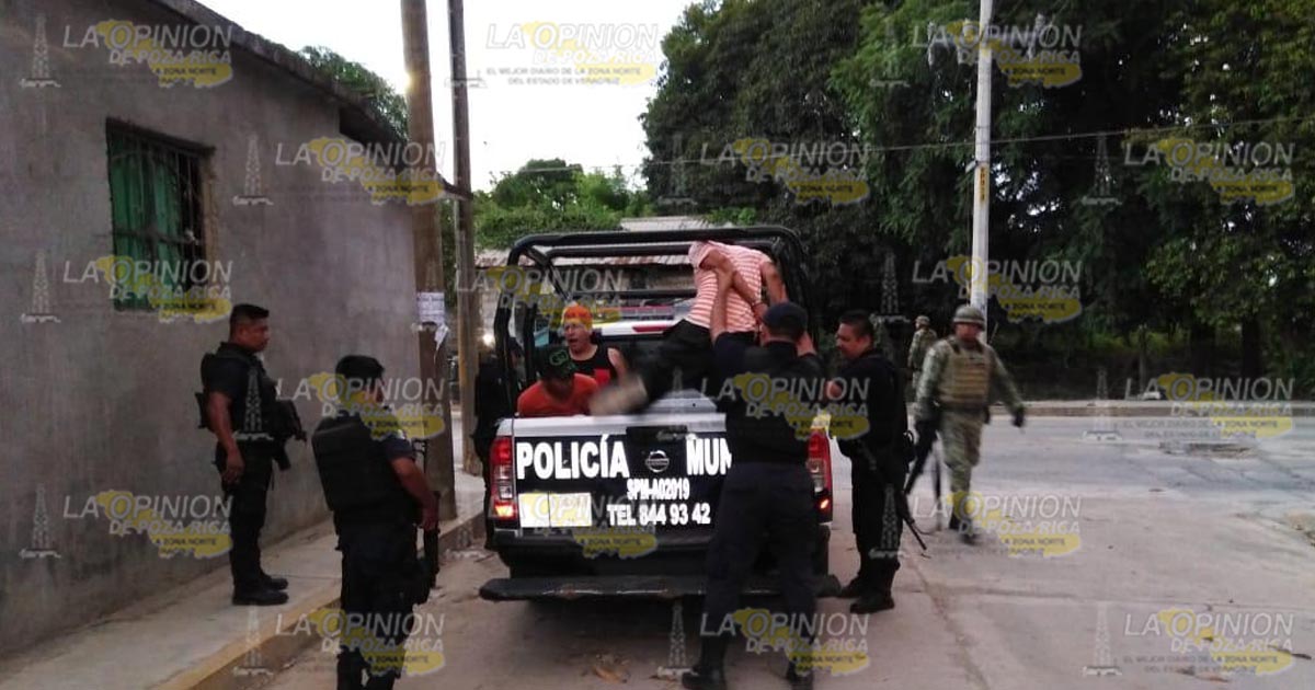 Vincula fiscalía a proceso a 5 por ultrajes a la autoridad