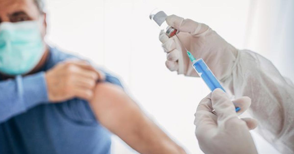 Qué he aprendido como voluntario en los ensayos de la "prometedora" vacuna de Oxford contra el coronavirus