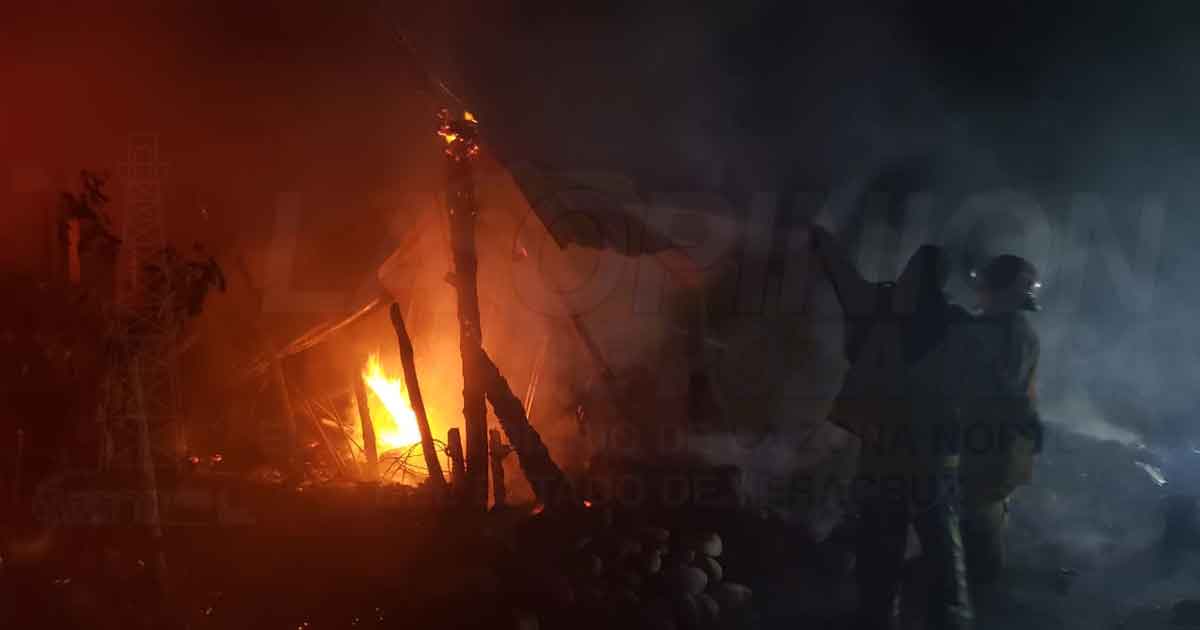 Voraz incendio en galera, en Martínez de la Torre