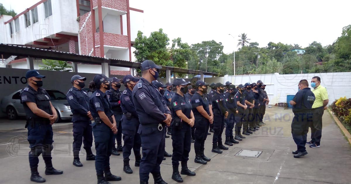 Más mujeres que hombres desean ser policías