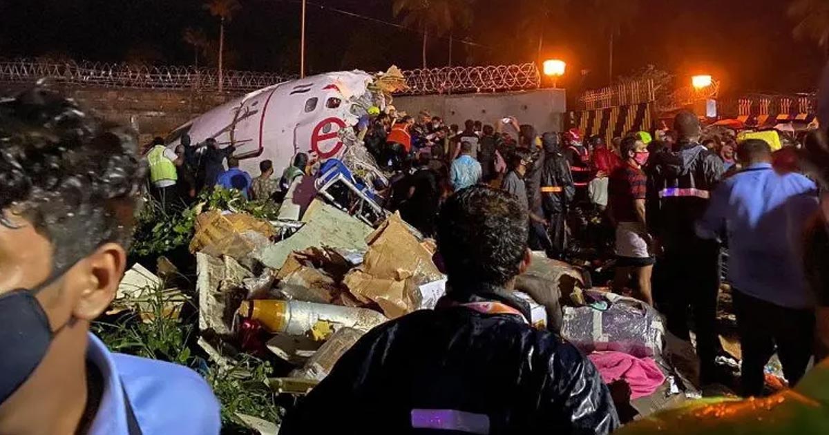 Reportan 14 muertos y 15 heridos graves tras accidente de avión en India