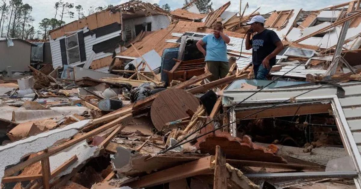 “Laura” pierde fuerza y se enfila hacia Arkansas