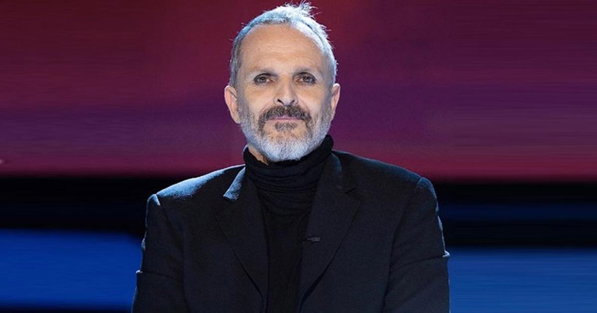 Miguel Bosé convocó en Madrid a una protesta contra el cubrebocas y fue criticado por no acudir