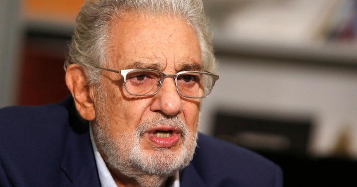 Plácido Domingo niega abuso de poder
