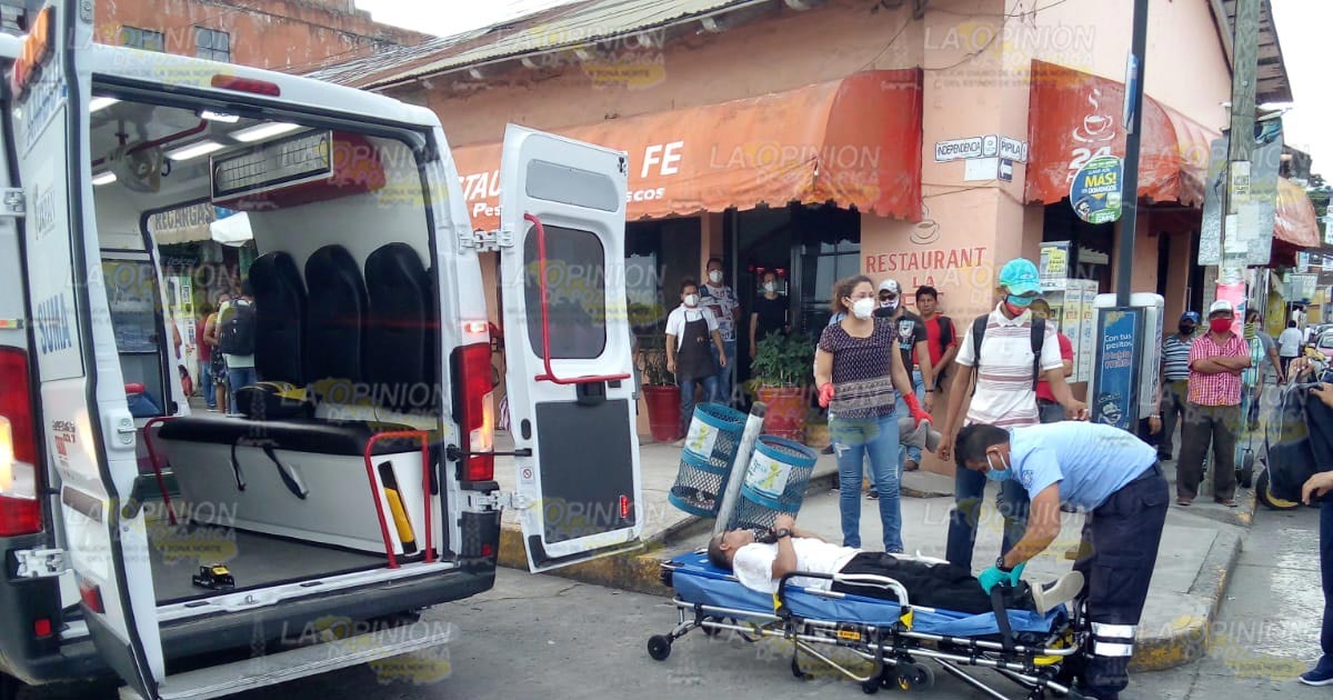 Sufre desmayo en vía pública