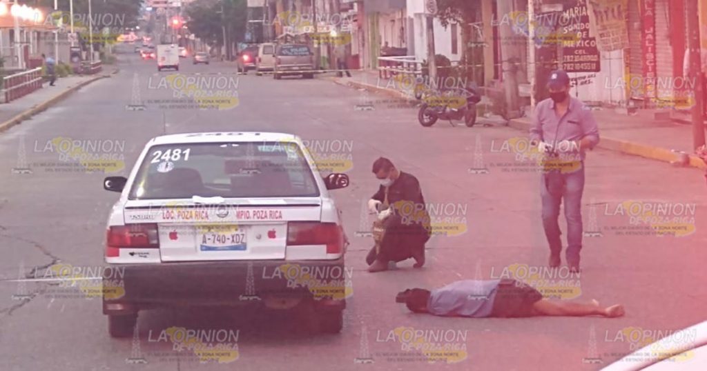 Taxista arrolla y mata a un hombre