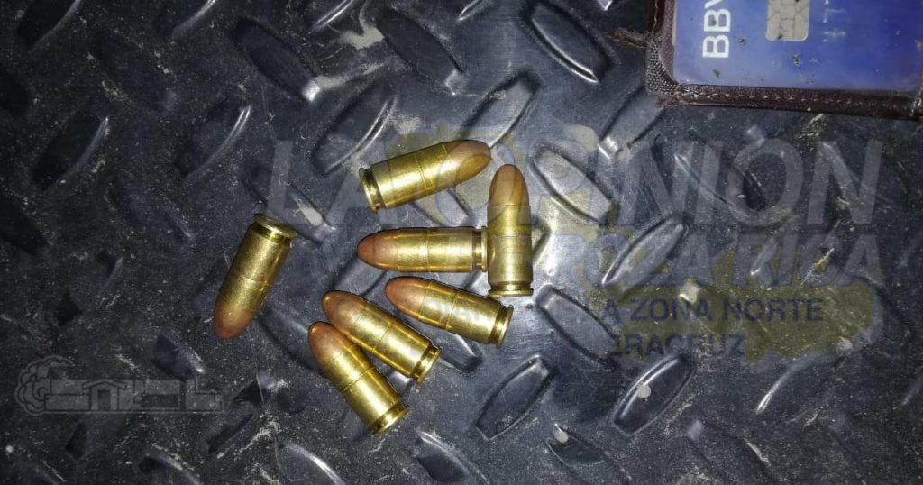 Juniors influyentes de Álamo, detenidos con droga, alcohol y cartuchos para 9 mm