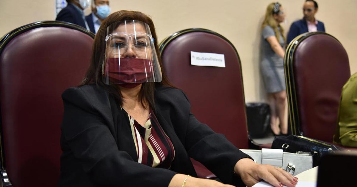 Van dos diputados con SARS-CoV2
