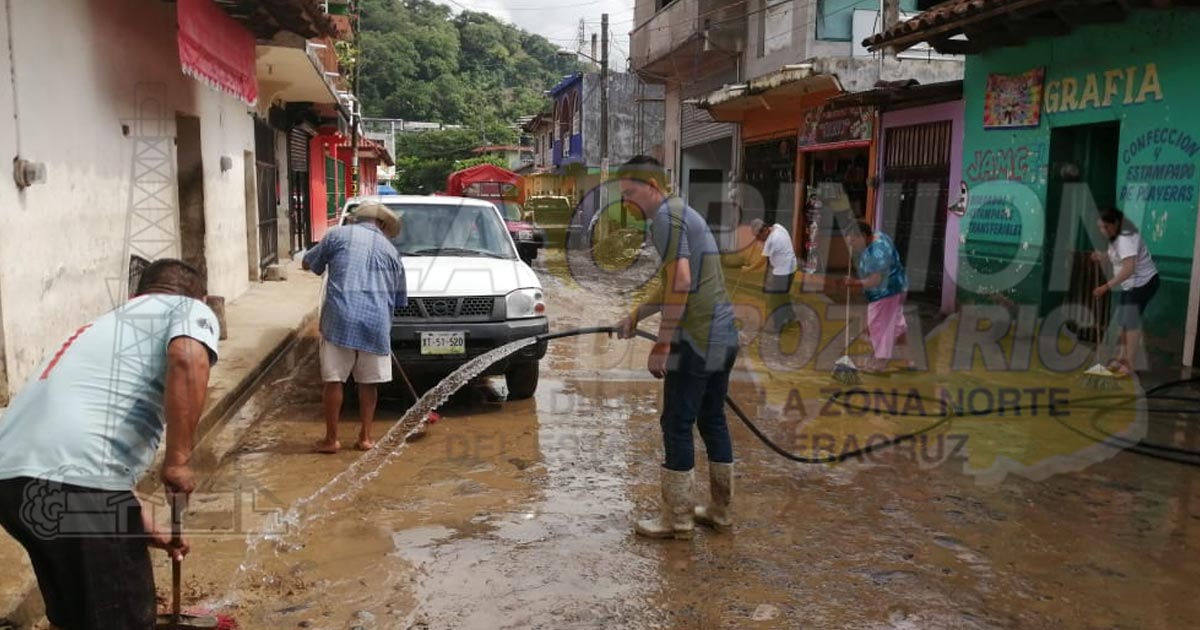 Se solidarizan con damnificados