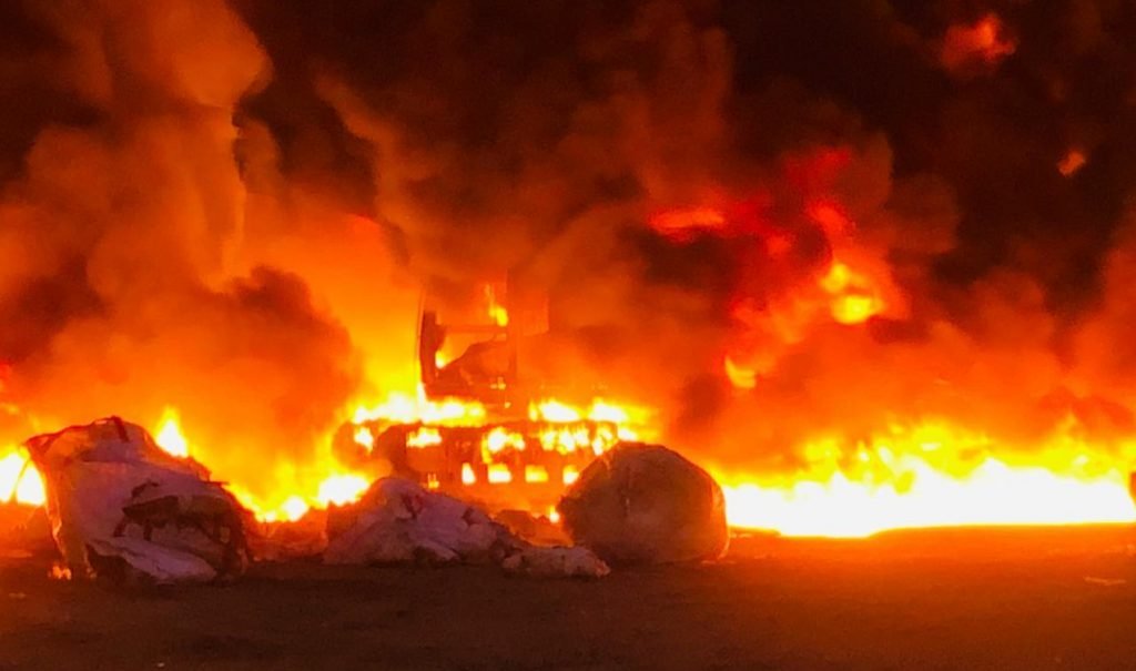 Se registra incendio en empresa industrial de Cosoleacaque