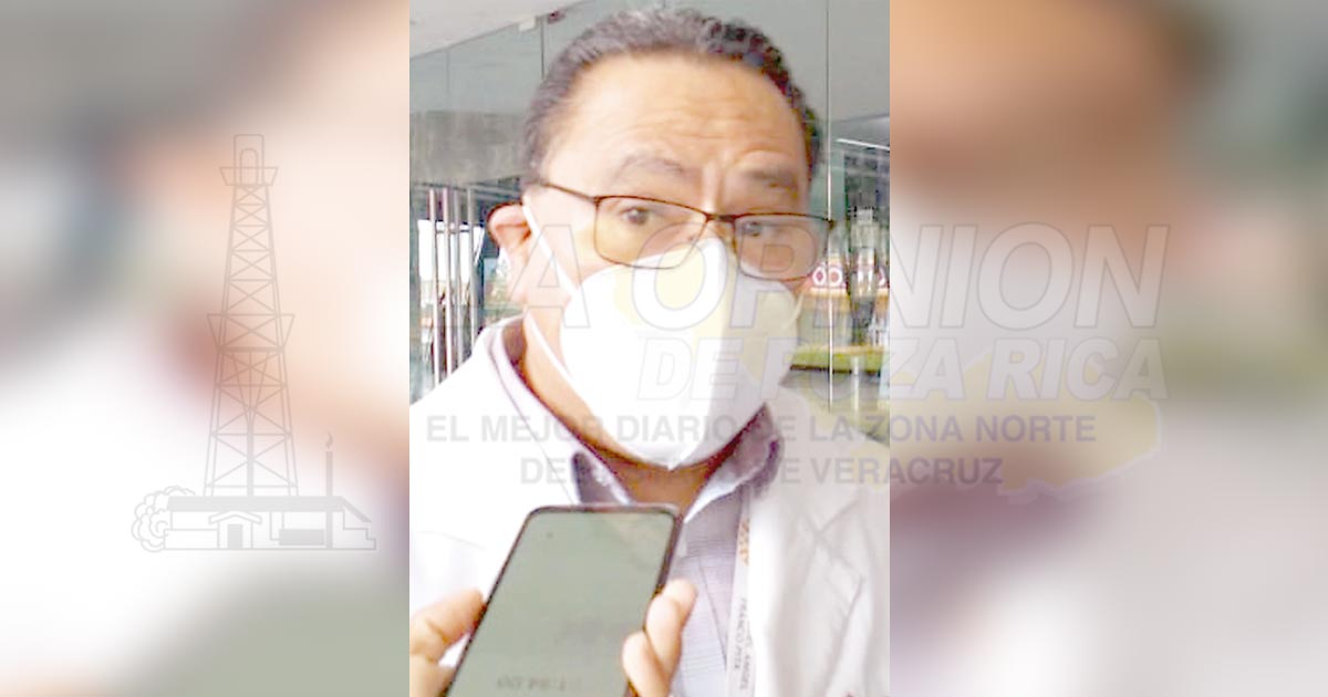 Médicos acusan engaños del Gobierno