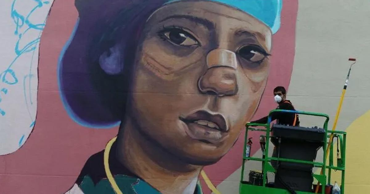 Con murales, rinden homenaje a médicos de México