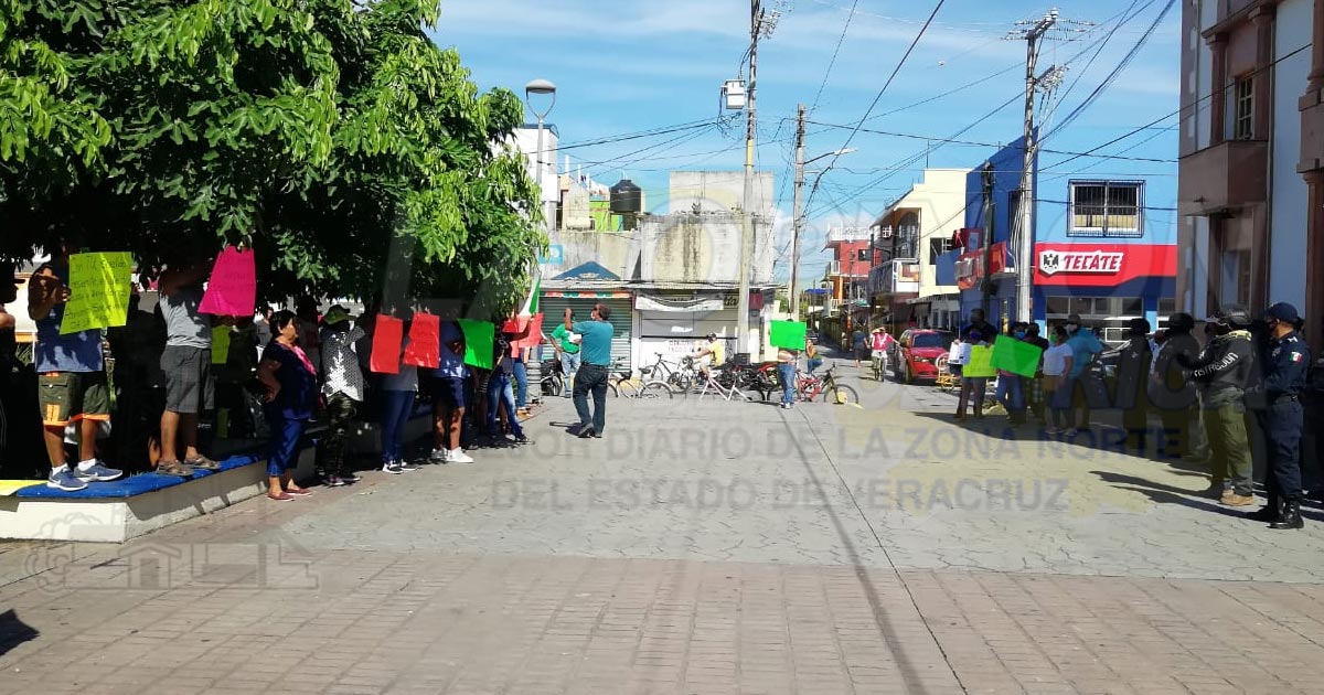 Exigen apertura de la cabecera municipal