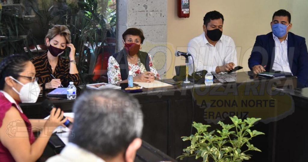 Legisladora realiza mesa de trabajo para crear Ley contra el Sobrepeso y la Obesidad