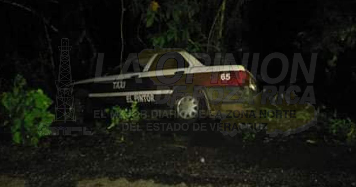 Localizan taxi abandonado en vía federal México-Tampico