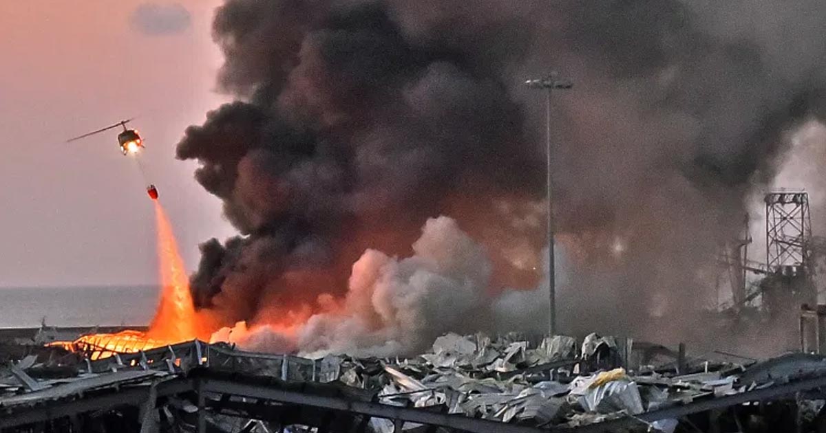 Detectan señales de vida bajo escombros en Beirut