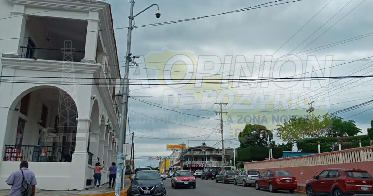 Un adorno más las cámaras de Vigilancia en Naranjos