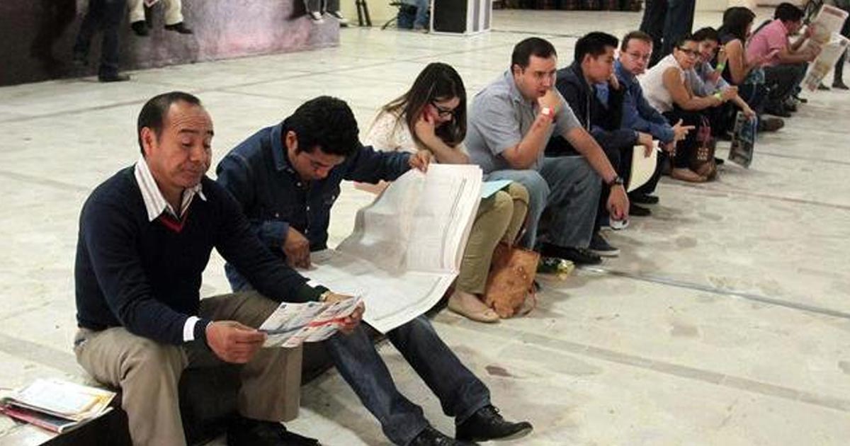 Ante desempleo, "ordeñan" sus ahorros