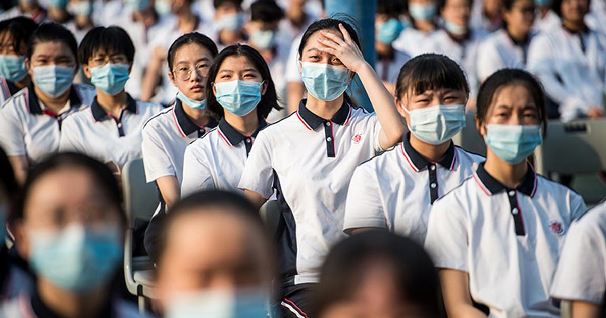 Niños en Wuhan por fin regresan a sus escuelas