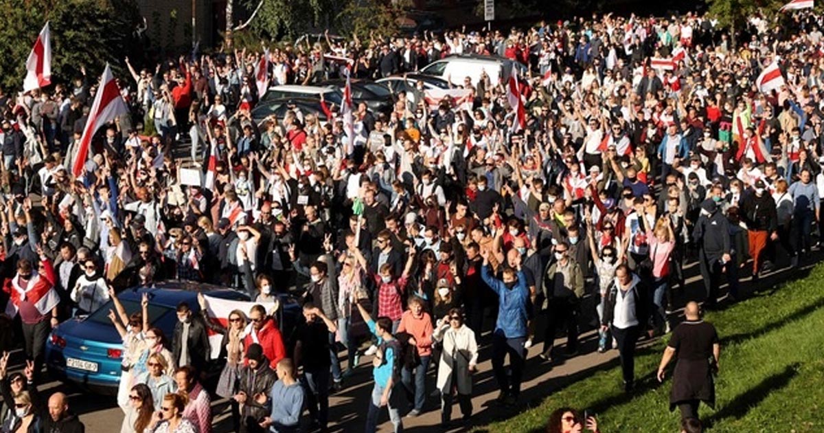 Crece represión contra las protestas pacíficas en Bielorrusia