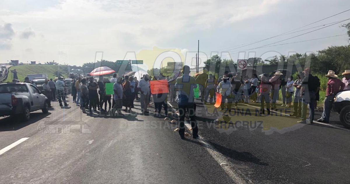 Reabren paso a Xalapa, fue un caos