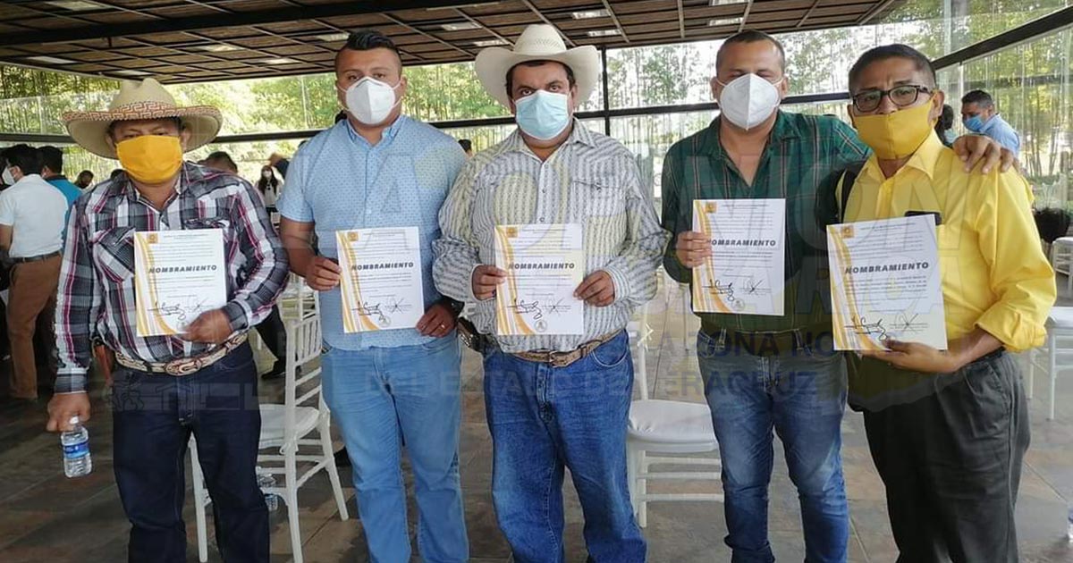 Renuncia comité municipal del PRD