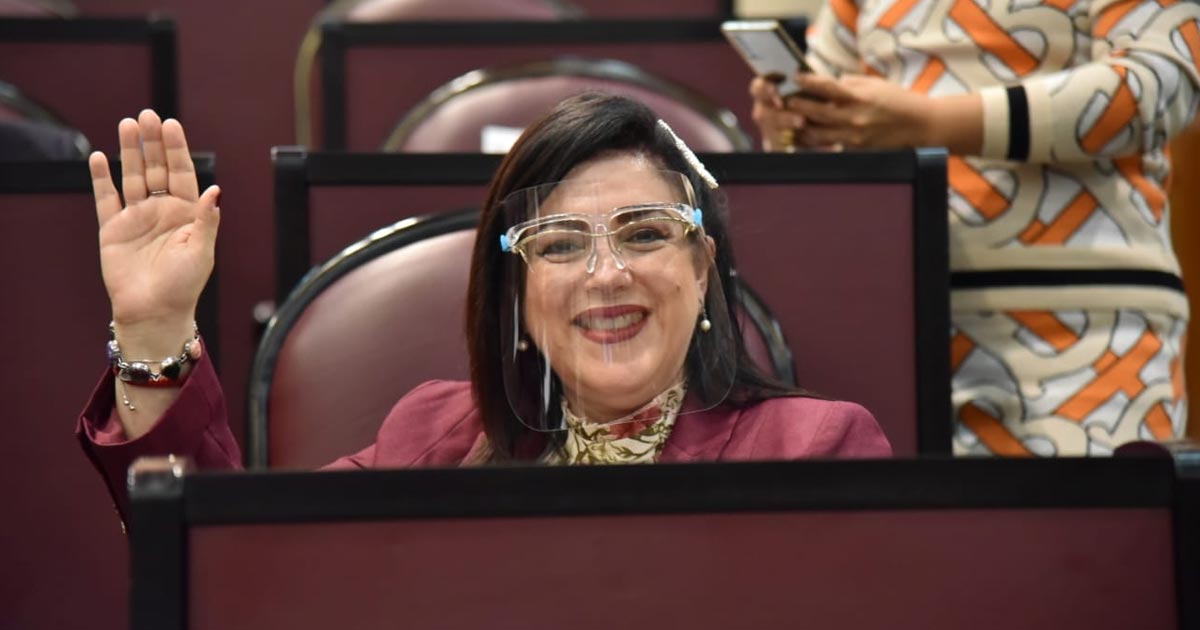 En menos de 2 años, Veracruz enderezó sus finanzas e hizo sostenible la deuda pública: Rosalinda Galindo