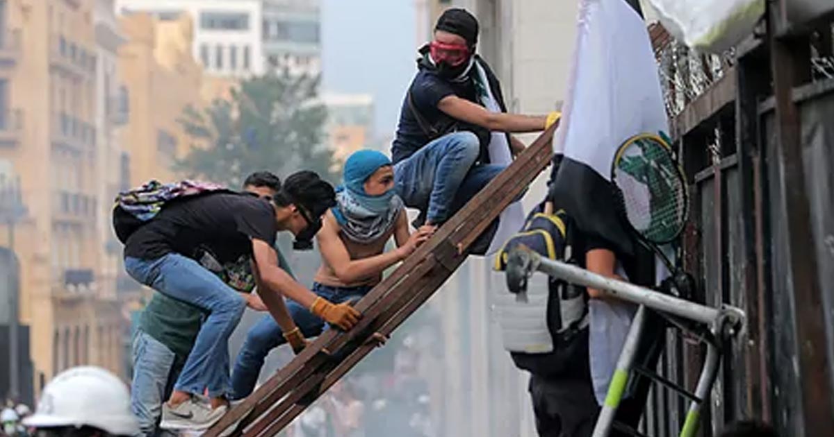 Las cinco crisis del Líbano