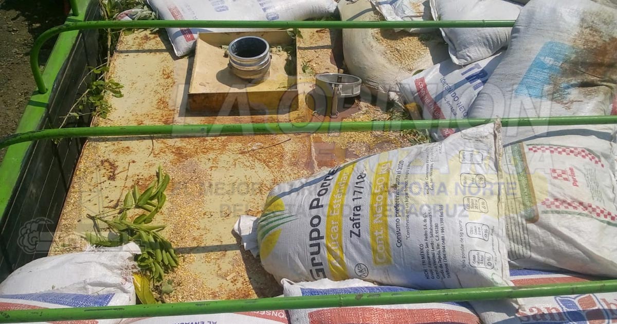 Aseguran camión que transportaba huachicol