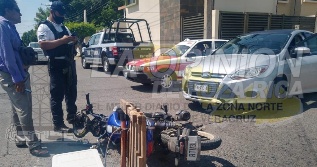 Embiste a motociclista