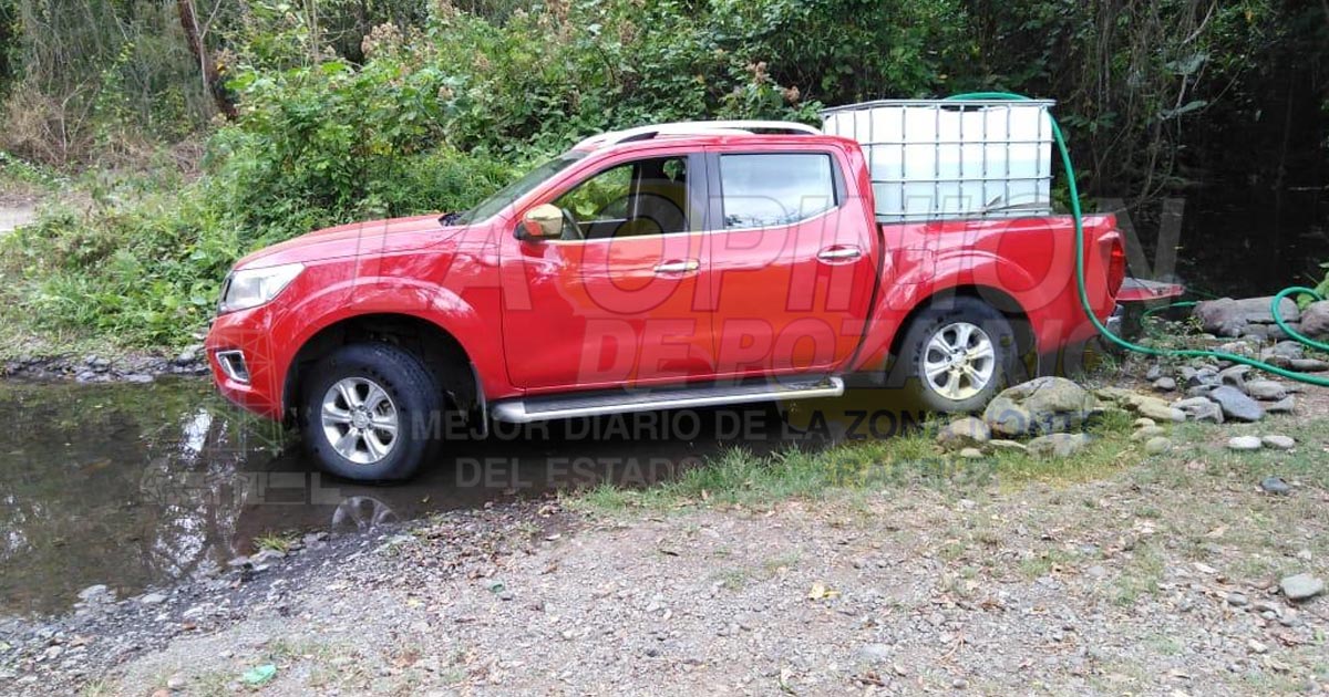 Violento robo de una Pick-up en Potrero del Llano