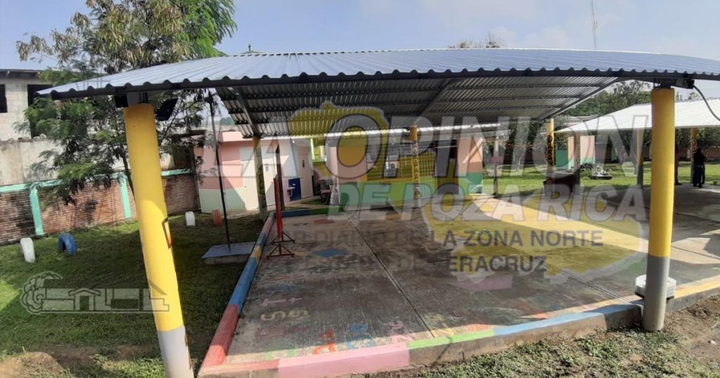 Modernizan infraestructura educativa