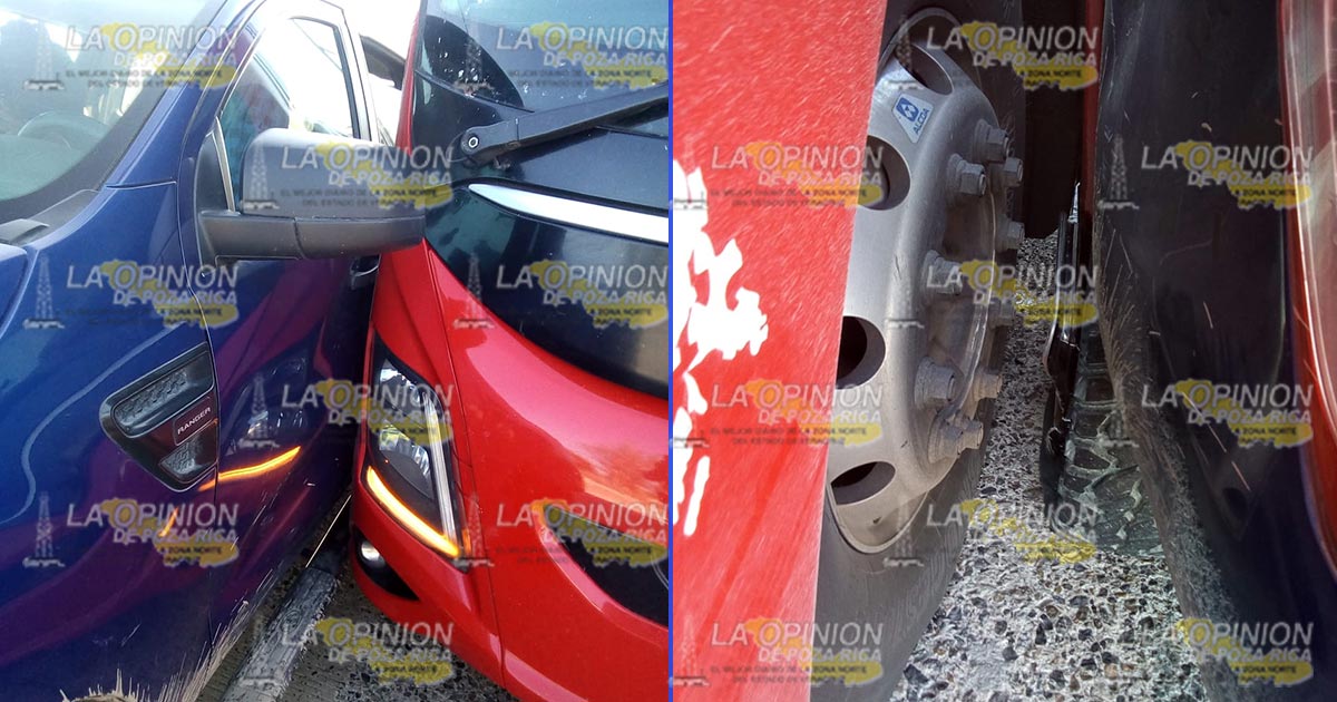 Camioneta choca con un autobús