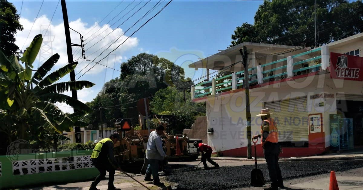 Continúan con rehabilitación de calles y avenidas en Naranjos